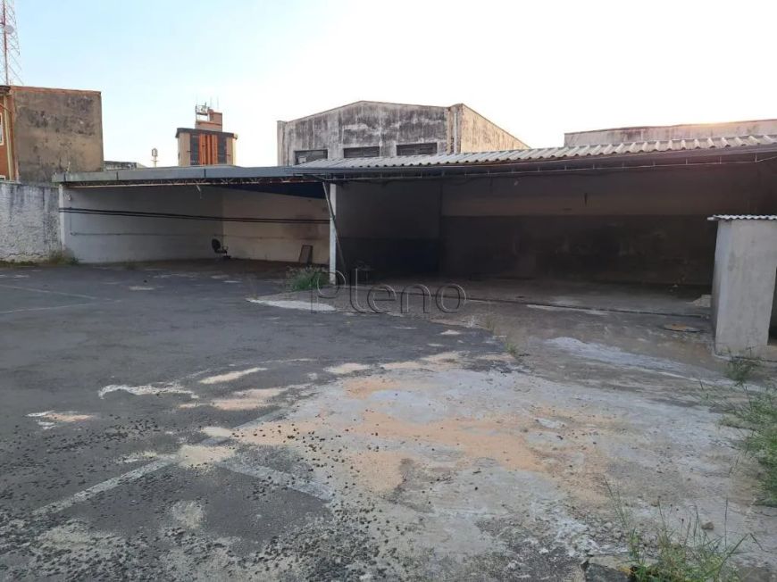 Terreno à venda com 1085 m² no Jardim Chapadão, Campinas.