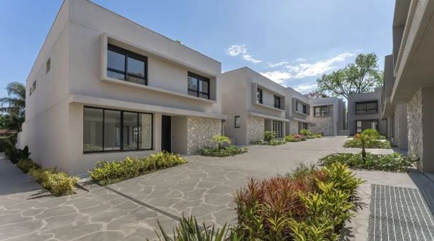 Casa residencial Condomínio no Hípica Max Garden