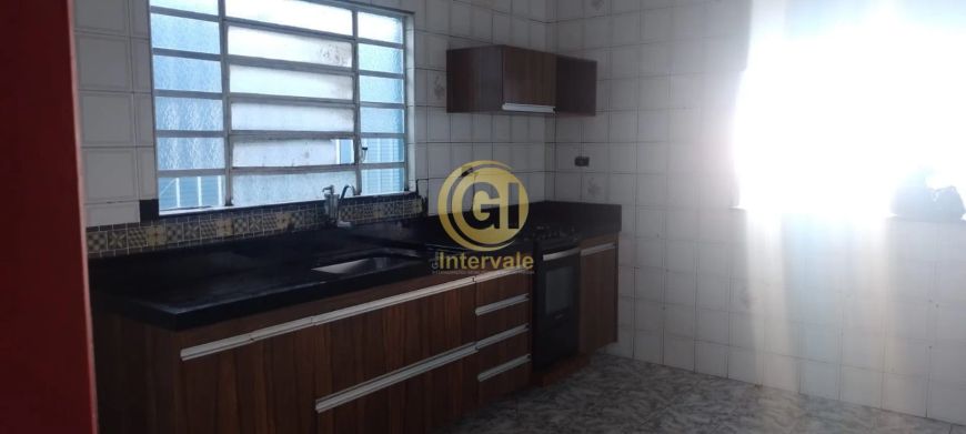 Imperdível oportunidade: Casa à venda em Jacareí-SP, Jardim Flórida, com 2 quartos, sala, banheiro,