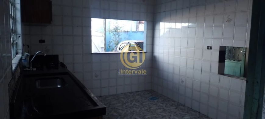 Imperdível oportunidade: Casa à venda em Jacareí-SP, Jardim Flórida, com 2 quartos, sala, banheiro,