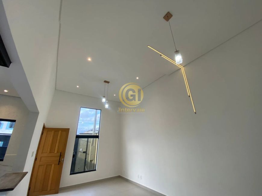 CASA NOVA COM EXCELENTE ACABAMENTO 2 QUARTOS 1 SUÍTE E QUINTAL - JARDIM OÁSIS TAUBATÉ