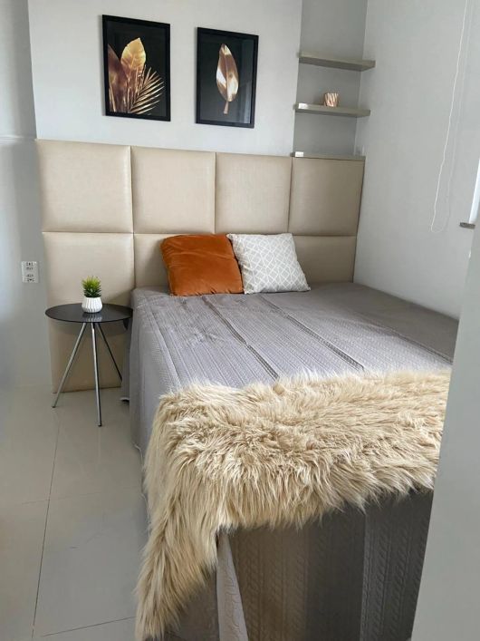 Alugo apartamento mobiliado condomínio Arpoador