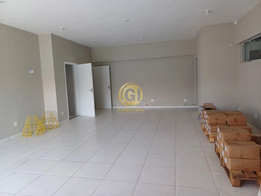 ALUGO PONTO COMERCIAL ( TÉRREO )no PARQUE ITAMARATI em JACAREÍ - SP Excelente localização com 70m²