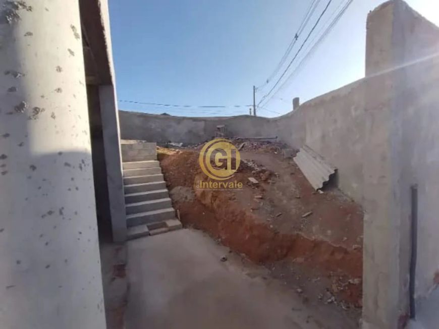 Casa à venda em Jacareí-SP, Parque Califórnia: 2 quartos, 1 suíte, 4 banheiros, 4 vagas, 154m² de ár