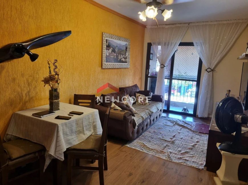 Apartamento em Estrada Meringuava - Taquara - Rio de Janeiro/RJ