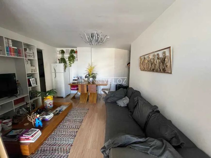 Apartamento - / Residencial / Centro