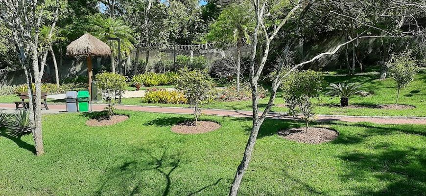 Excelente Apartamento no Condomínio Jardim Pendotiba no Rio do Ouro.