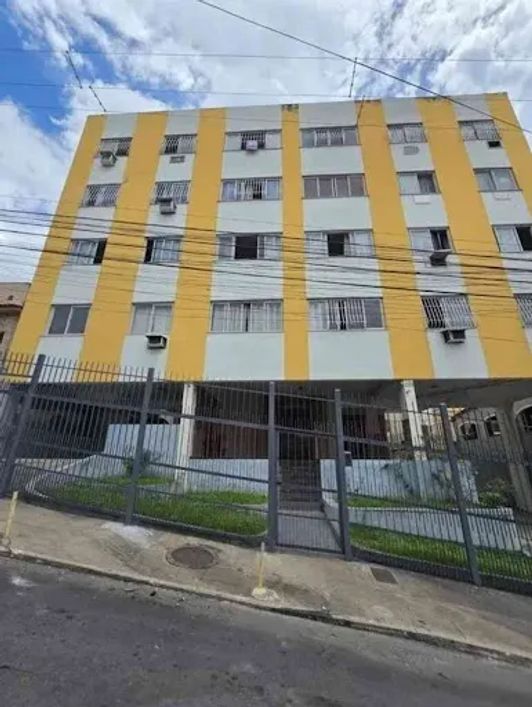 Apartamento com 2 dormitórios à venda, 72 m² por R$ 155.000,00 - Santa Catarina - São Gonçalo/RJ