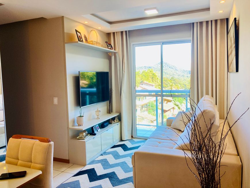 Apartamento para venda com 3 quartos no Condomínio Jardim Pendotiba Clube