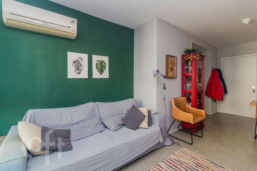 Imóvel para venda possui 66 metros quadrados com 2 quartos em Camaquã - Porto Alegre - RS