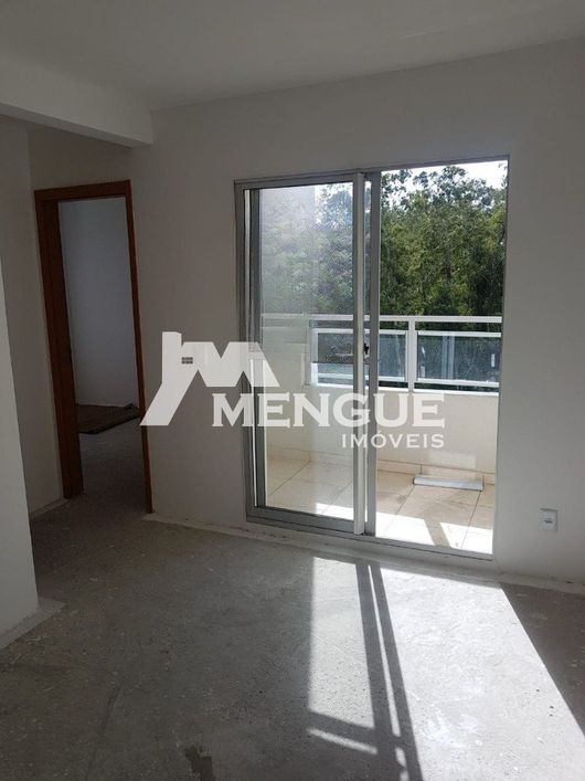 Apartamento residencial com 2 dormitórios e 1 suíte e 1 vaga em condomínio à venda no bairro Alto Pe