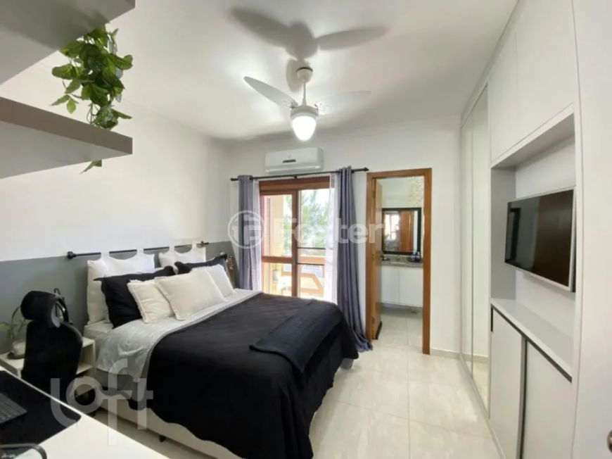 Casa à venda Rua Ilari Arlindo Basei, Guarujá - Porto Alegre