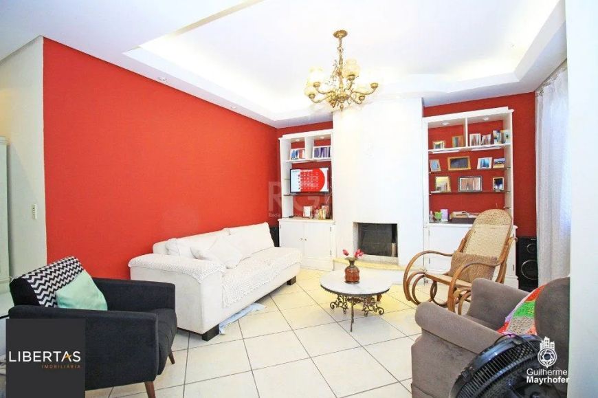 Casa para Venda - 130m², 3 dormitórios, sendo 1 suites, 4 vagas - Sarandi
