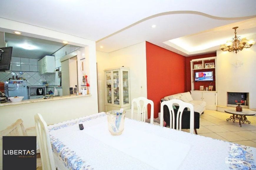 Casa para Venda - 130m², 3 dormitórios, sendo 1 suites, 4 vagas - Sarandi
