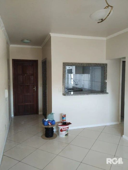 Apto 2 dormitórios Bairro Partenon com área total de 55,57m² em um ótimo estado.