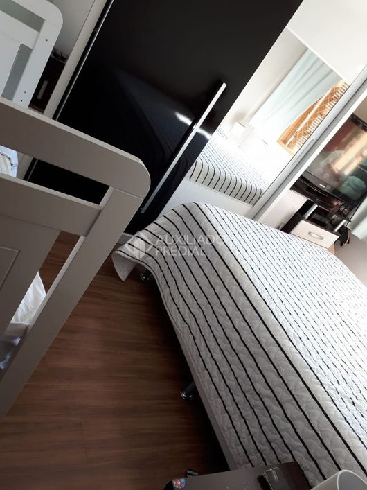Apartamento à venda no Nonoai com 68 m² e 2 dormitórios/quartos disponíveis.