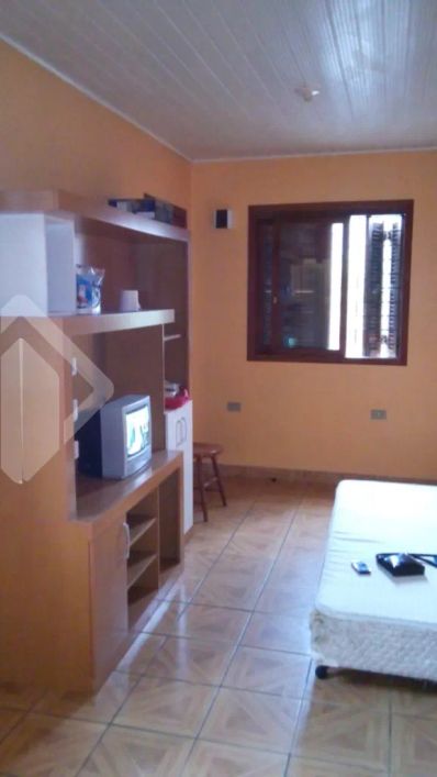 Casa residencial à venda no bairro Jardim Carvalho com 73 m² e 3 quartos/dormitórios.