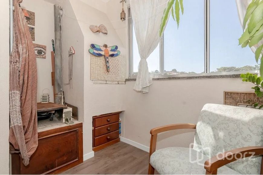 Apartamento em Cristal com 67 m² , 2 quarto(s) , 1 vaga(s).