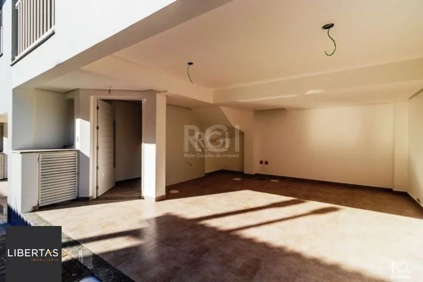 Casa Condominio para Venda - 115m², 2 dormitórios, sendo 1 suites, 2 vagas - Vil