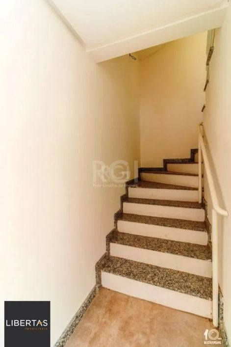 Casa Condominio para Venda - 115m², 2 dormitórios, sendo 1 suites, 2 vagas - Vil