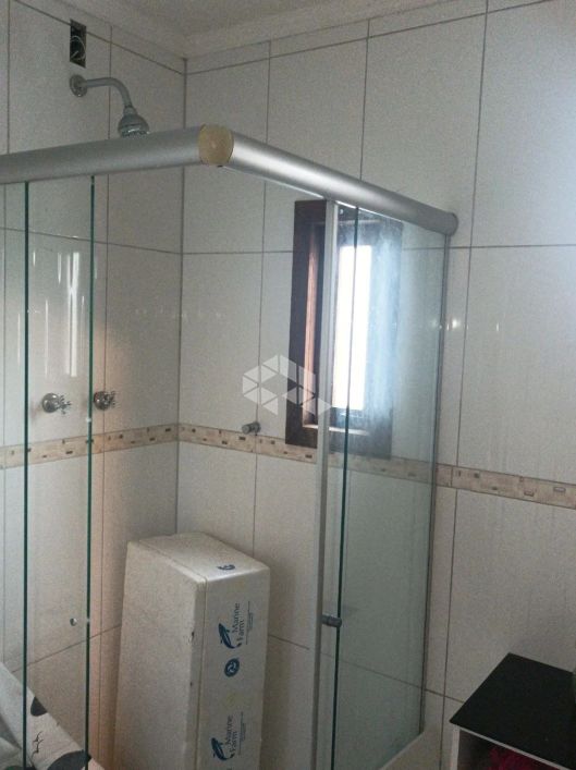 À venda casa com uma otima localização