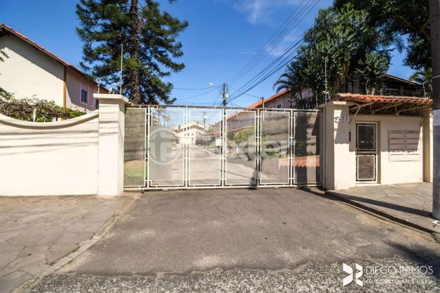 Casa em Condomínio à venda Avenida Juca Batista, Hípica - Porto Alegre