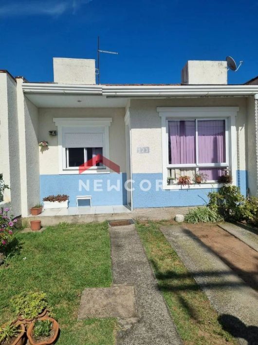 Casa de condomínio em Estrada Costa Gama - Restinga - Porto Alegre/RS