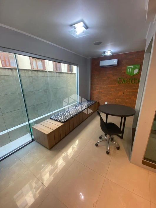 Sala/Conjunto em Menino Deus