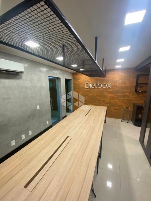 Sala/Conjunto em Menino Deus