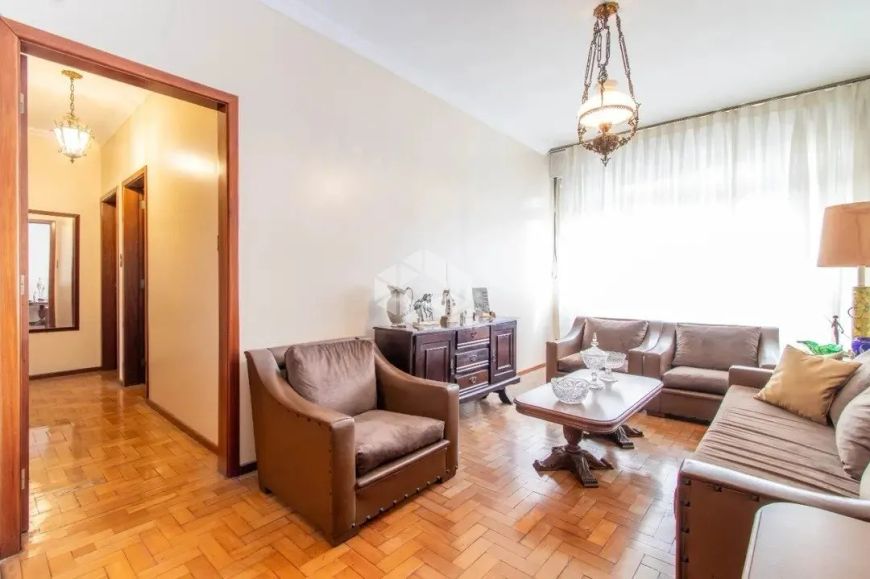 Apartamento 03 dormitórios Frente a URFRGS