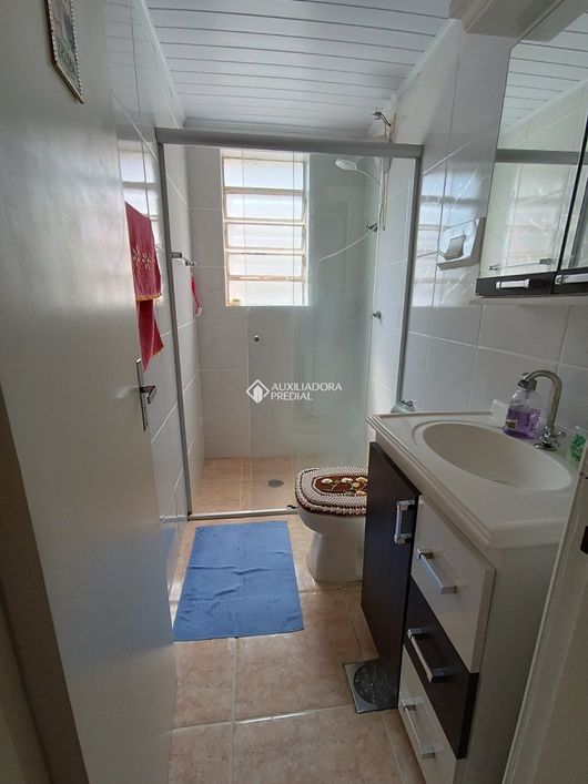 Apartamento à venda no Jardim Leopoldina com 58 m² e 2 dormitórios/quartos disponíveis.