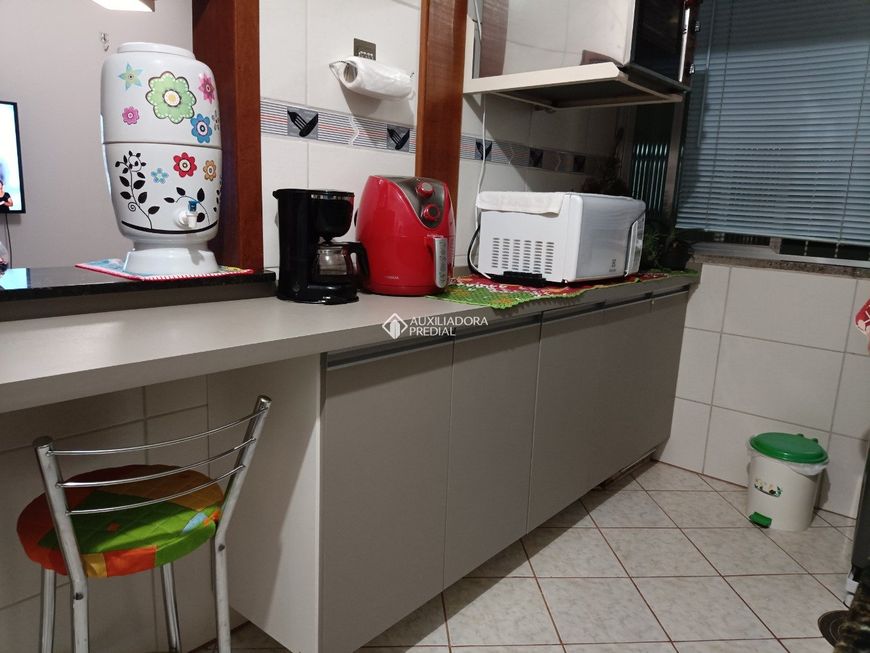 Apartamento à venda no Jardim Leopoldina com 58 m² e 2 dormitórios/quartos disponíveis.