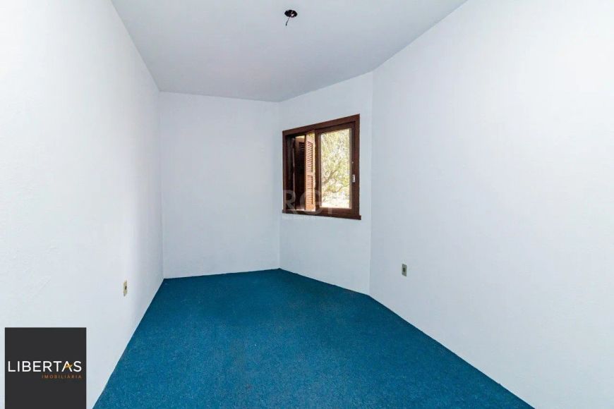 Casa para Venda - 296m², 3 dormitórios, sendo 1 suites, 3 vagas - Rubem Berta