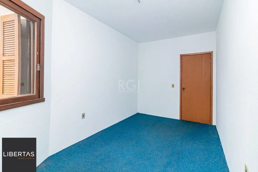 Casa para Venda - 296m², 3 dormitórios, sendo 1 suites, 3 vagas - Rubem Berta