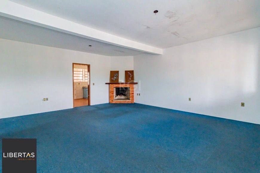 Casa para Venda - 296m², 3 dormitórios, sendo 1 suites, 3 vagas - Rubem Berta