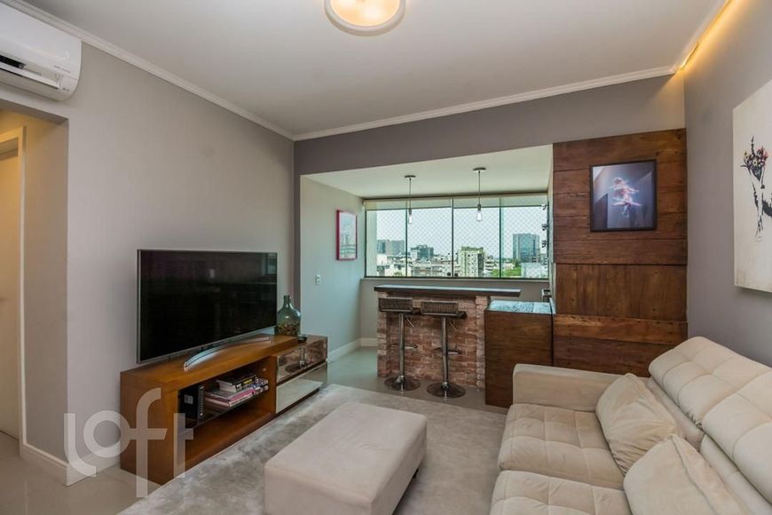Apartamento à venda em Menino Deus com 79 m², 2 quartos, 2 suítes, 2 vagas