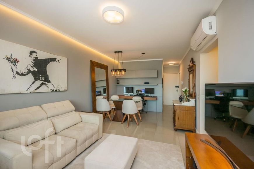 Apartamento à venda em Menino Deus com 79 m², 2 quartos, 2 suítes, 2 vagas