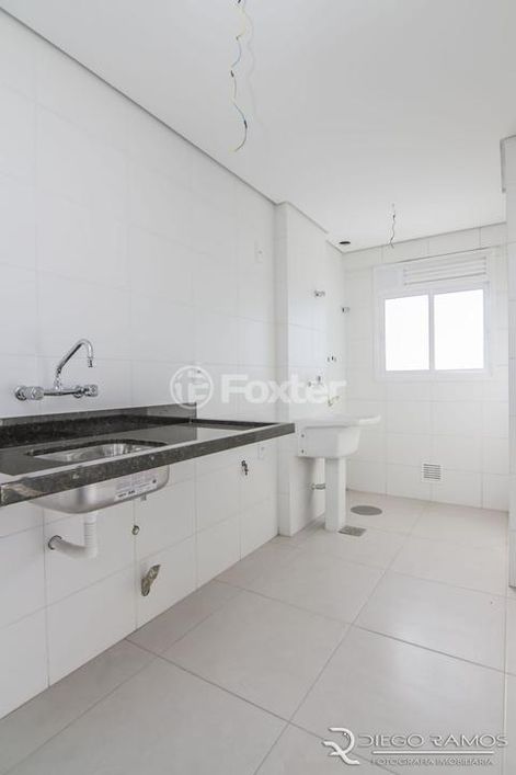 Apartamento à venda Avenida Eduardo Prado, Cavalhada - Porto Alegre