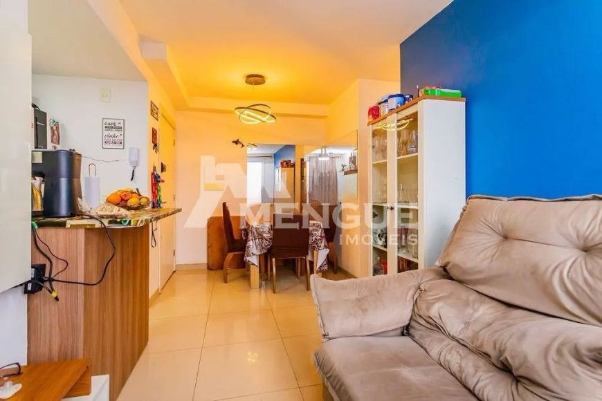 Apartamento com 2 dormitórios e 1 vaga à venda no bairro Sarandi em Porto Alegre com 49m² por R$ 260