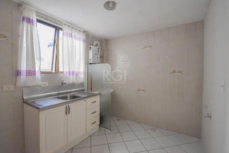 Lindo apartamento novo de 2 dormitórios sendo uma suíte, sala de estar e sala de jantar, ampla cozin
