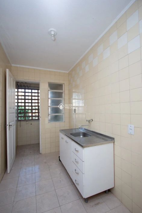 Apartamento à venda no bairro Partenon com 58 m² e 2 dormitórios/quartos disponíveis