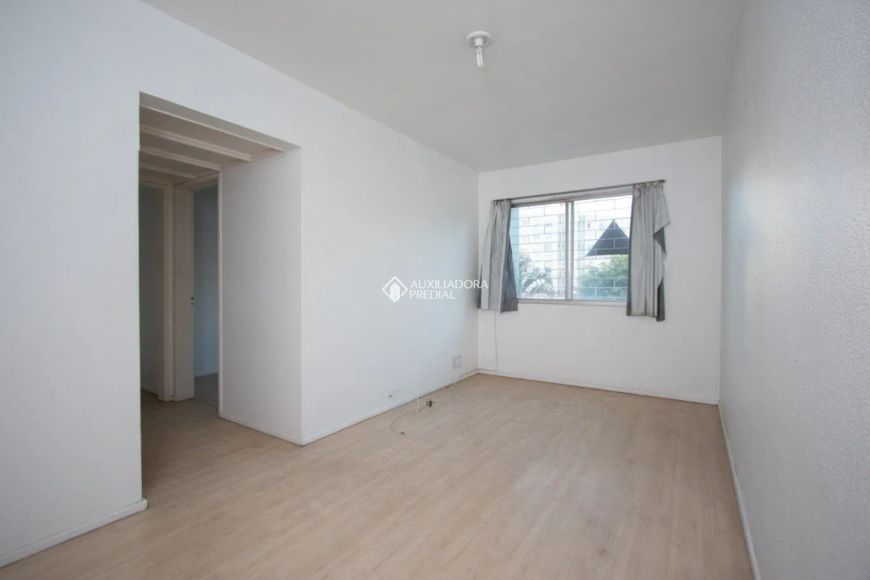 Apartamento à venda no bairro Partenon com 58 m² e 2 dormitórios/quartos disponíveis