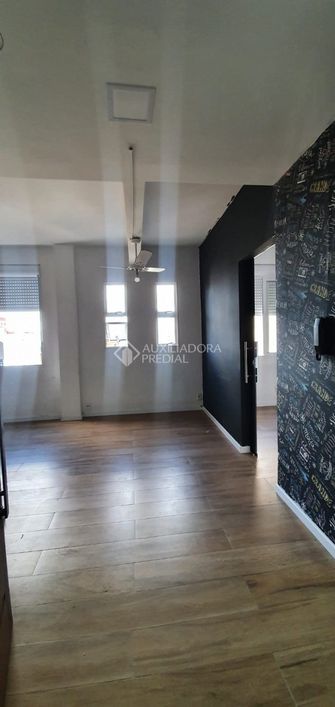 Apartamento à venda no Centro Histórico com 1 dormitório e 40 m² de área útil