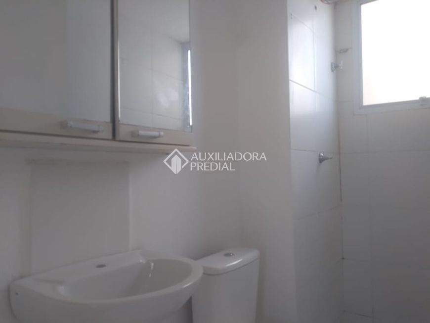Apartamento à venda no bairro Sarandi com 41 m² e 2 dormitórios/quartos disponíveis.