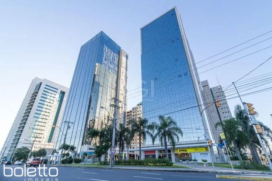 Sala Comercial Mobiliada - Bairro Praia de Belas por R$638.495,00