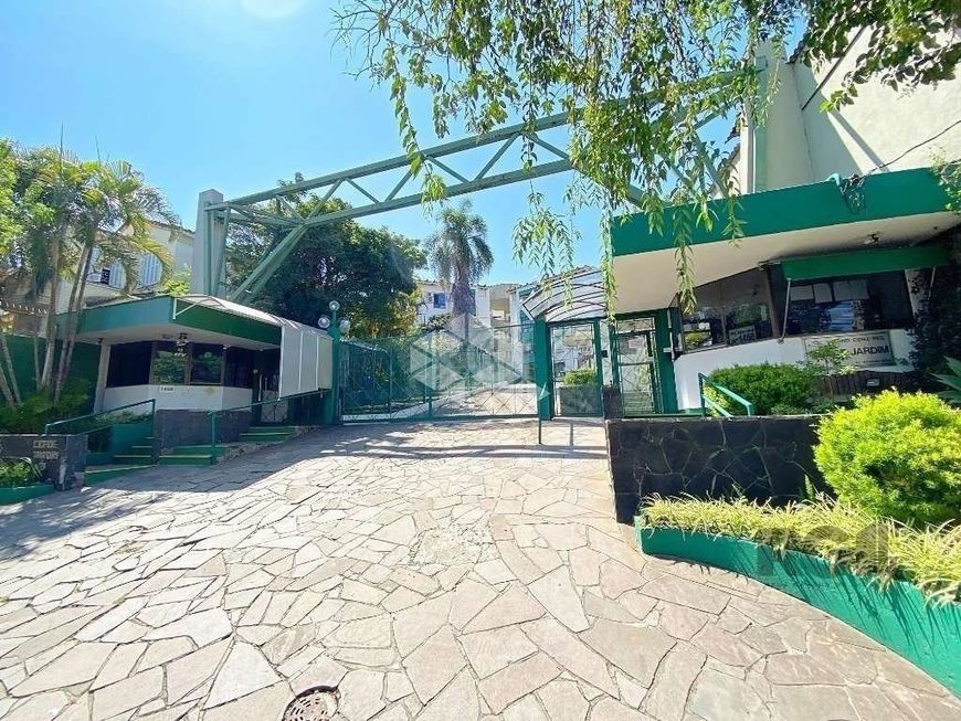 Apartamento com 60 m² , 2 dormitórios, uma vaga no bairro Nonoai.