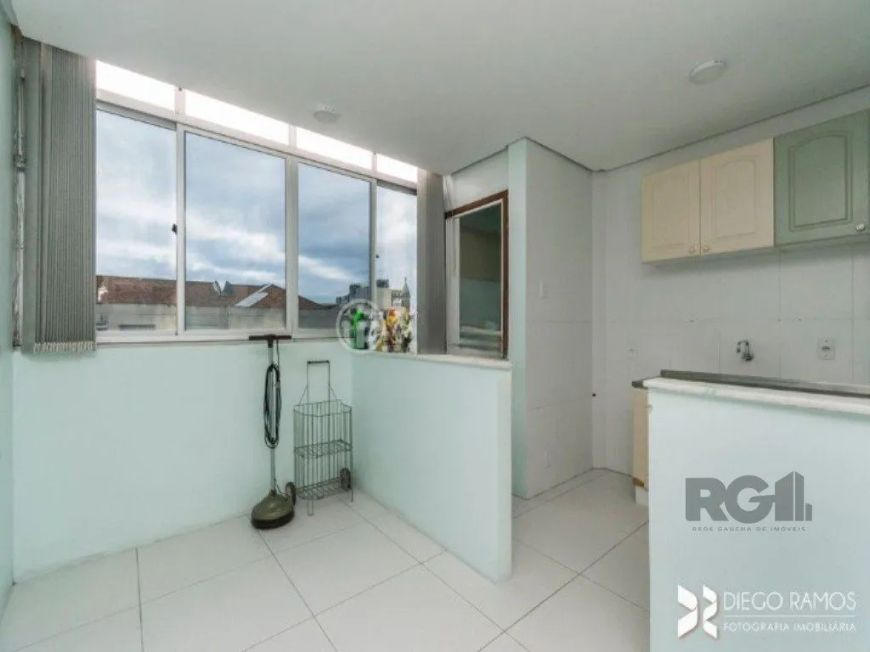 Apartamento para Venda - 57.48m², 2 dormitórios, Cidade Baixa