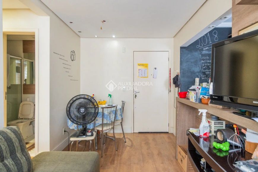 Apartamento no bairro Nonoai