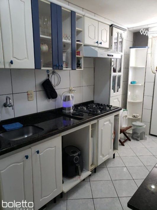 Boletto imóveis vende Apartamento semi mobiliado Moro Santana