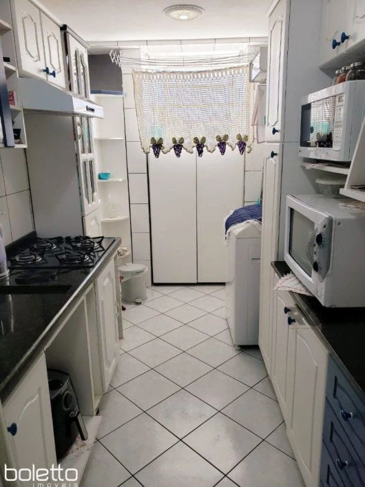 Boletto imóveis vende Apartamento semi mobiliado Moro Santana